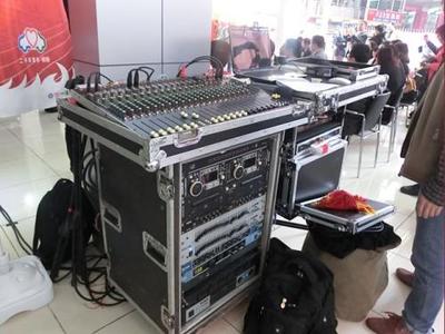 北京舞台设备 点亮璀璨艺术天空的幕后力量