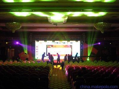 北京给力舞台灯光音响出租中心 专业设备，助力精彩舞台